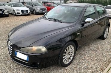 Alfa Romeo 147 JTDm Finanziaria senza busta paga