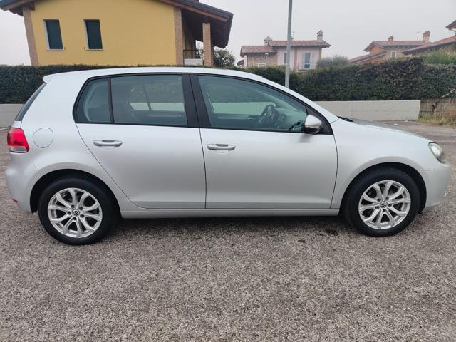 VOLKSWAGEN Golf 1.6 TDi 5 Porte ( DISTRIBUZIONE OK ) GARANZIA