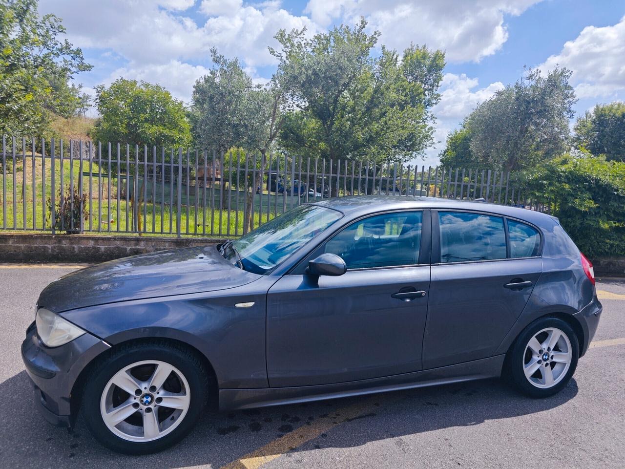 Bmw 118 118d cat 5 porte Eletta