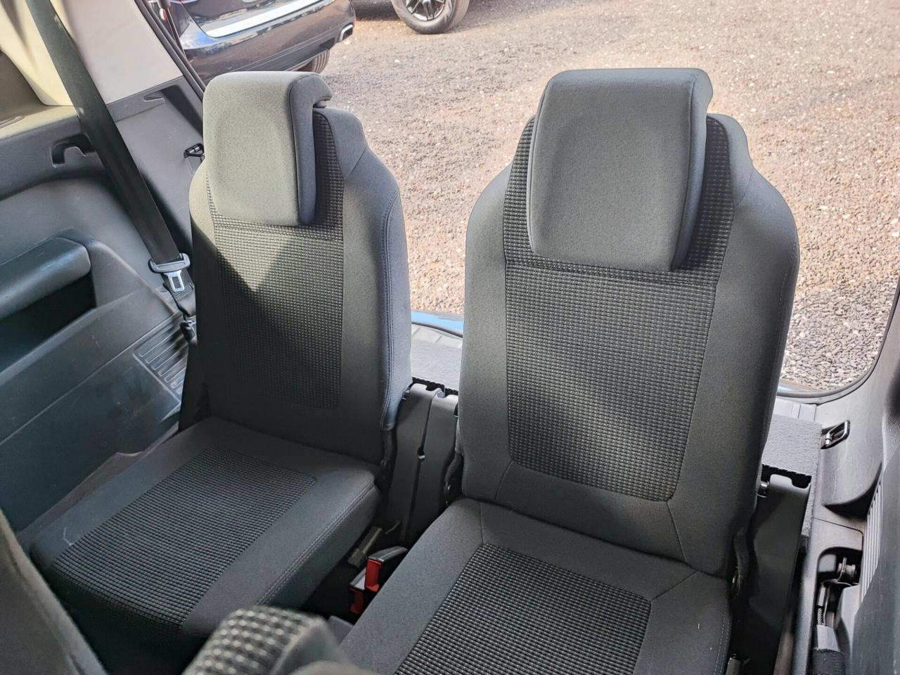 Peugeot 5008 BlueHDi 120 EAT6 S&S Business 7 posti