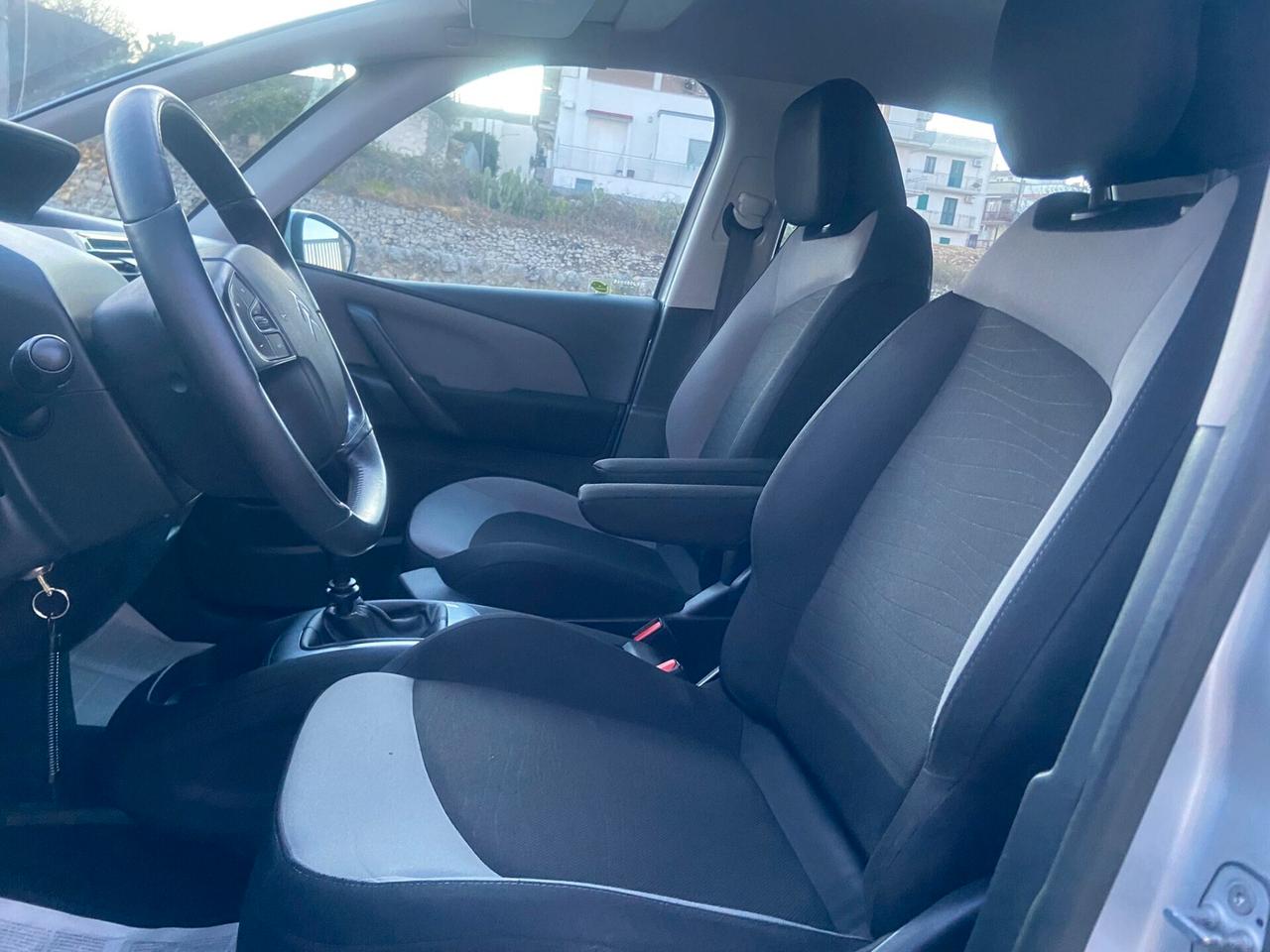 Citroen C4 1.6 e-HDi 115 Exclusive