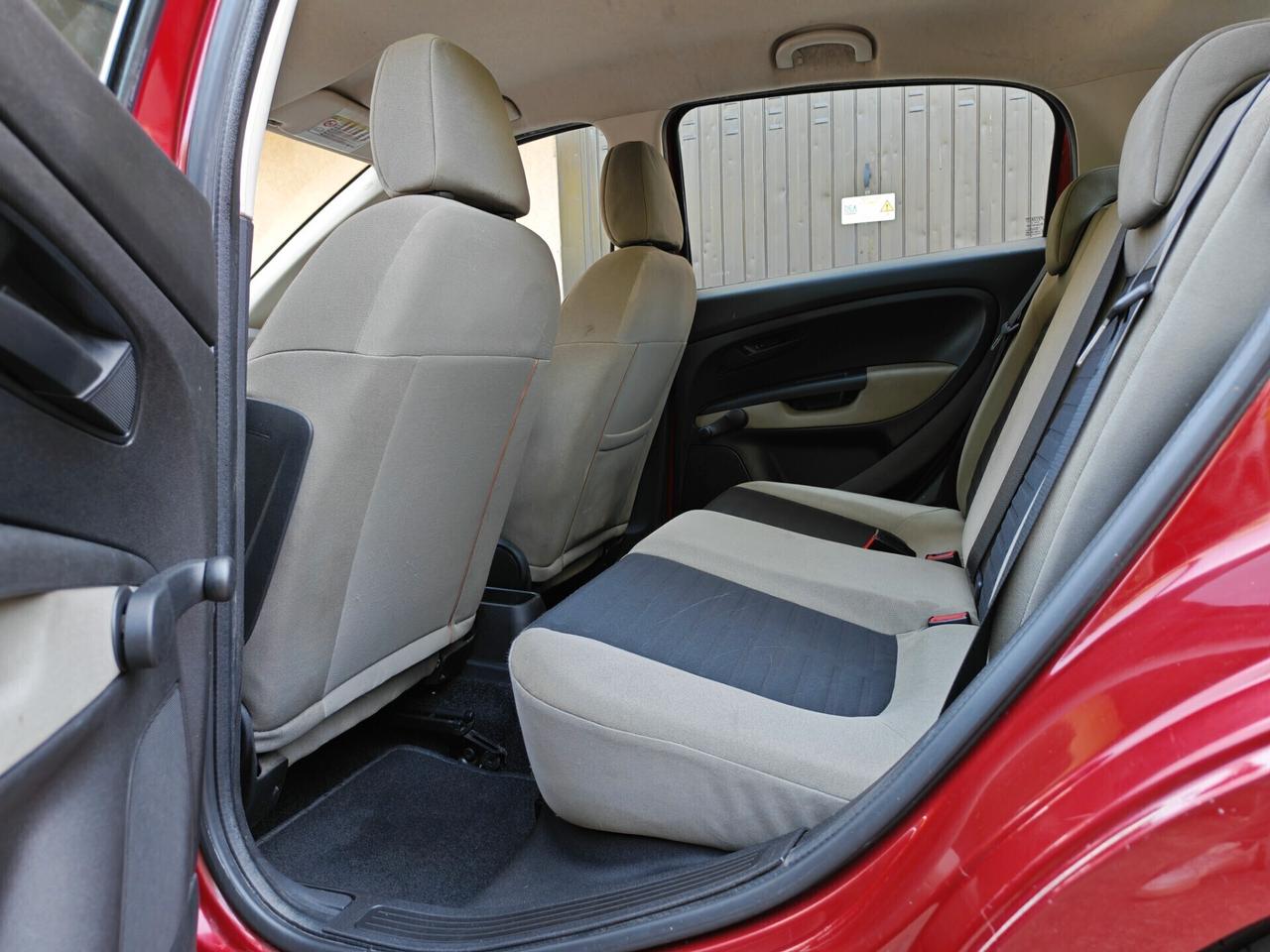 Fiat G. Punto 1.2 BENZINA 65cv / 98.000km / Neop.
