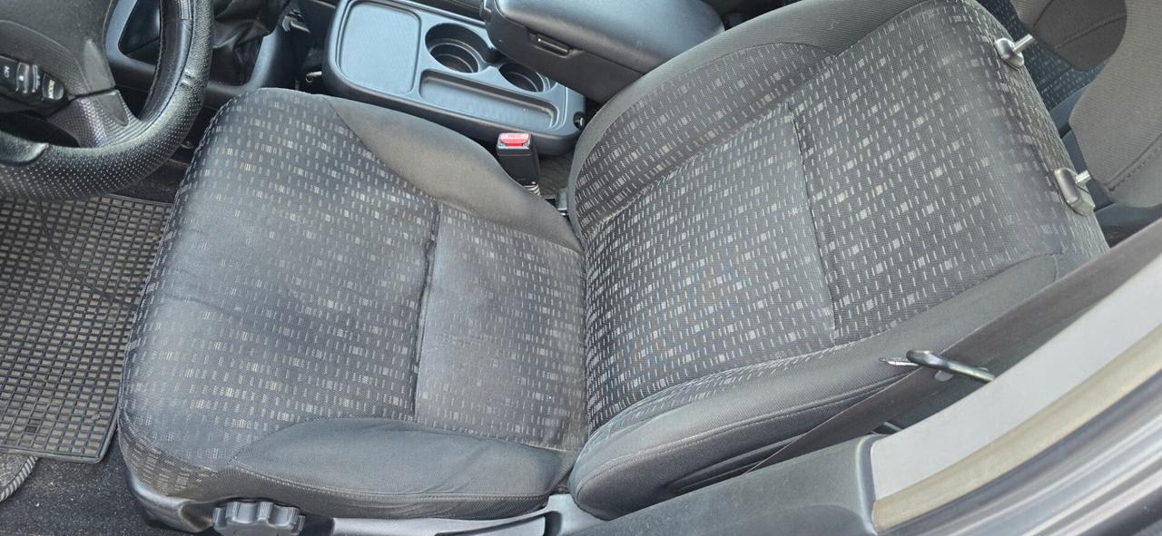 Honda CR-V 2.2 16V i-CTDi EX