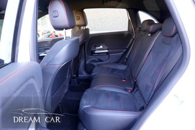 MERCEDES-BENZ B 180 d Automatic Premium