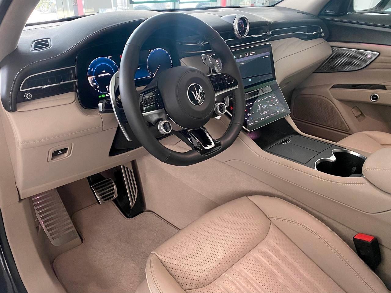 Maserati Grecale MHEV 300 CV AWD GT