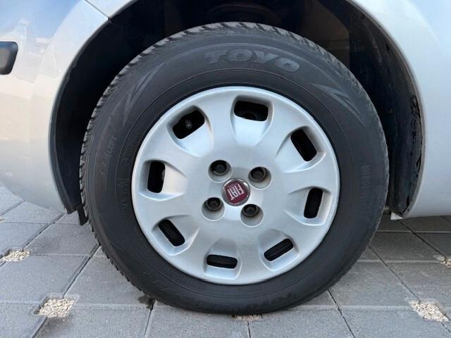 Fiat Panda 1.2 Dynamic 5 posti 2012