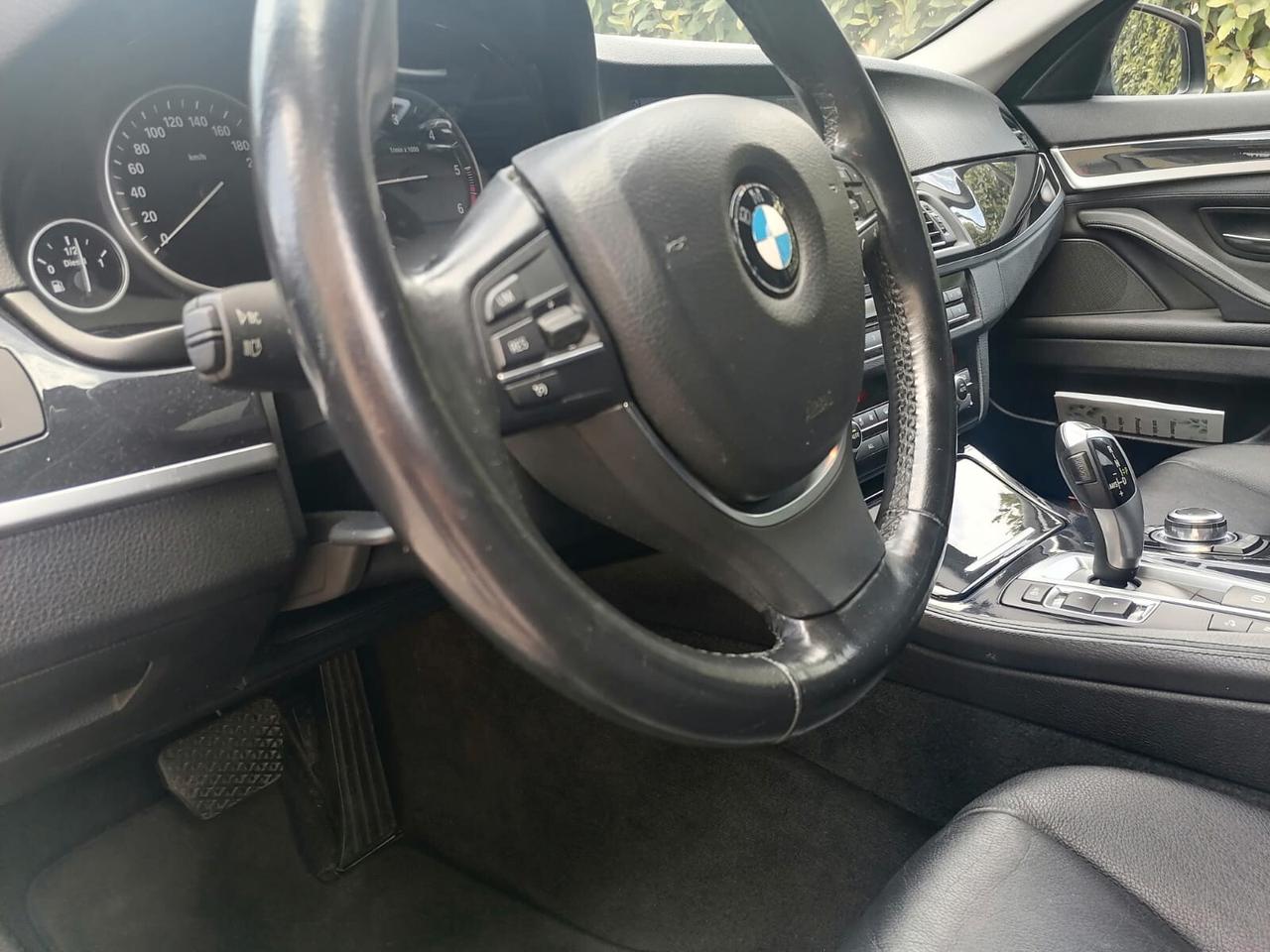 Bmw 525d Touring - xDrive - Luxury