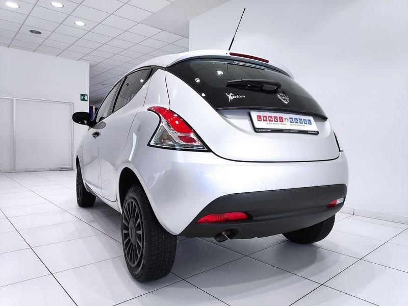 Lancia Ypsilon 0.9 TwinAir 70 CV 5 PORTE Metano Ecochic Elefantino Blu