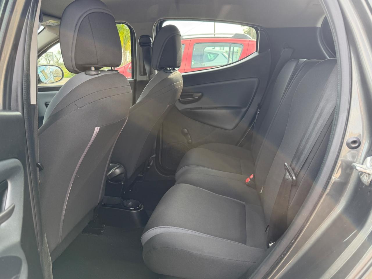 Lancia Ypsilon 1.2 69 CV 5 porte Gold