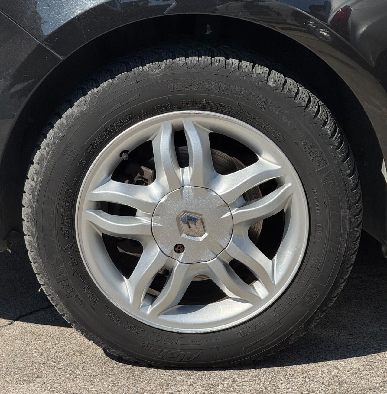 Renault Clio 1.2 -5 porte- Neopatentati
