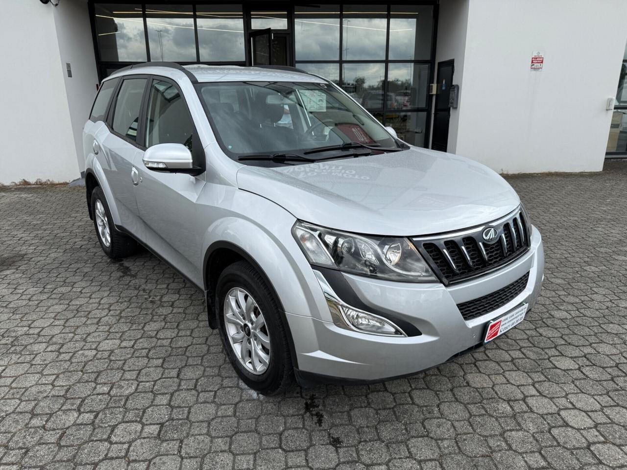 Mahindra XUV500-2.2d.|7 POSTI|UNIPRO|CARPLAY