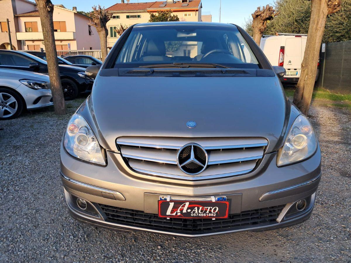 MERCEDES - Classe B - 180 CDI