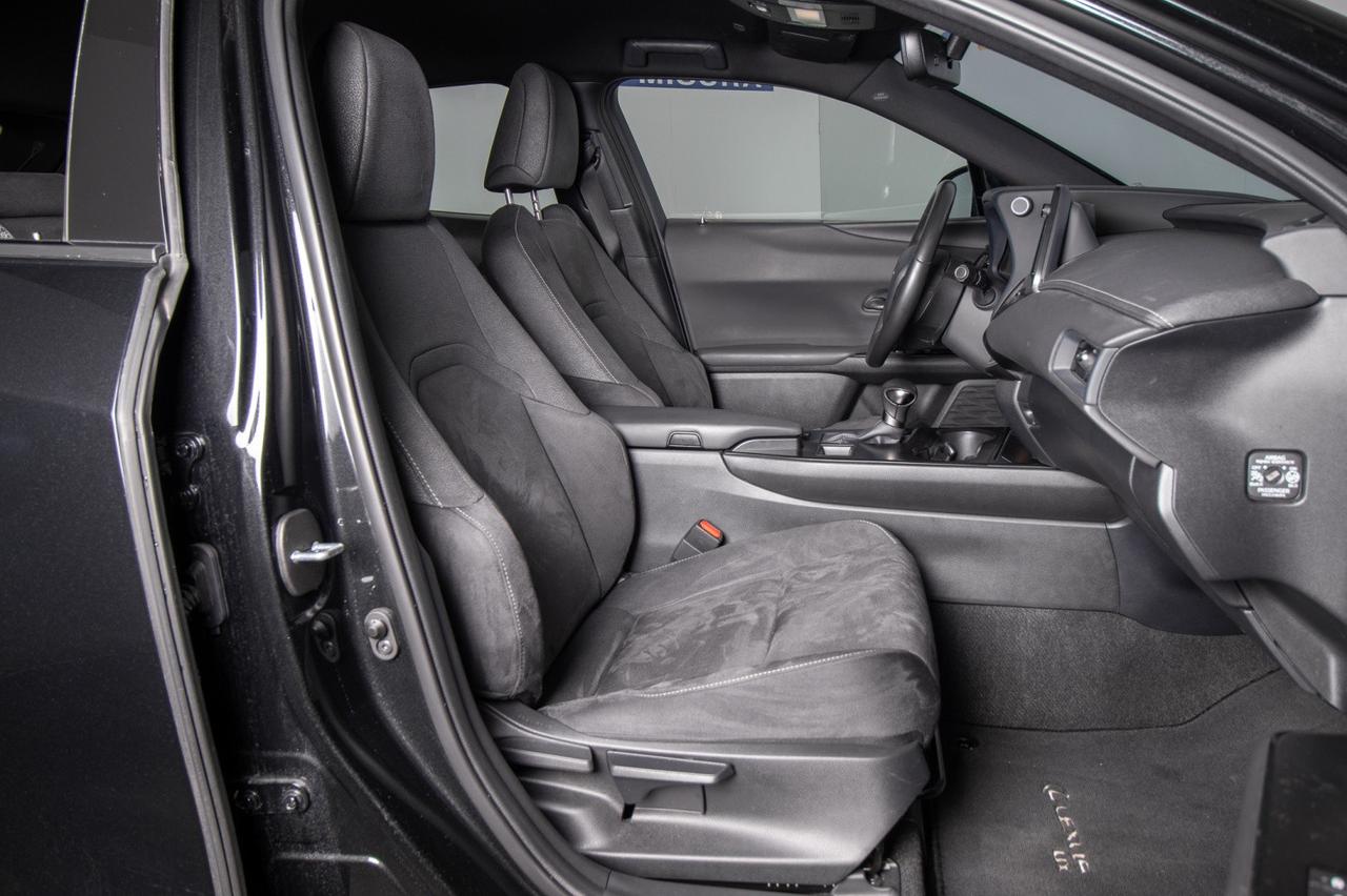 Lexus UX 250h 2.0 Urban 2wd 152cv Hybrid