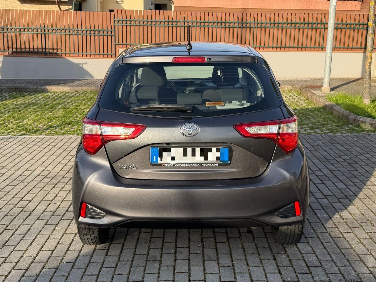 Toyota Yaris 1.0 GPL 72cv Lounge
