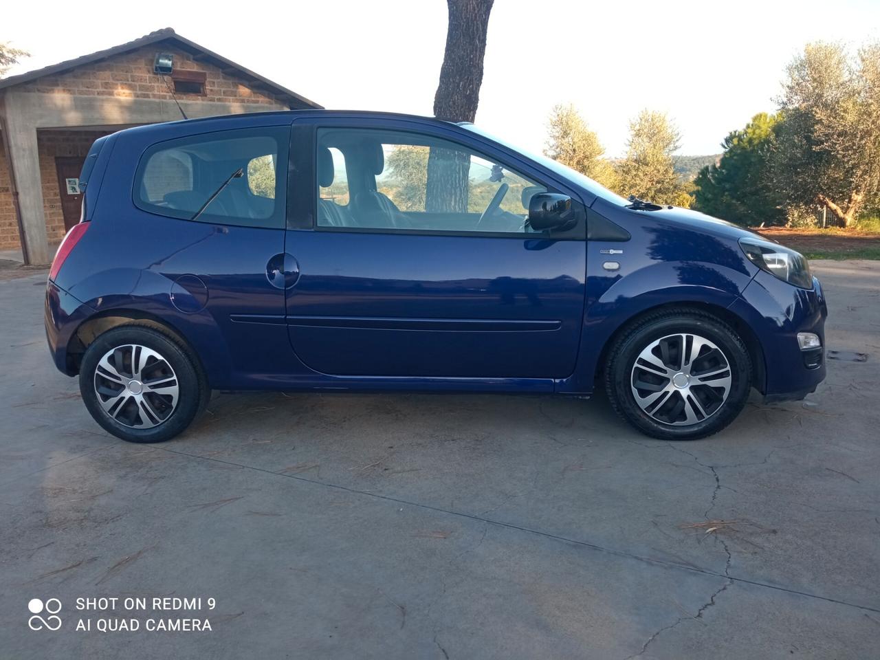 Renault NEW Twingo night&Day