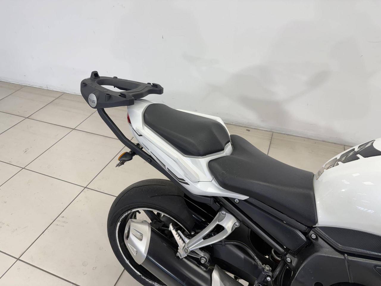 YAMAHA FZ1 1000 Fazer