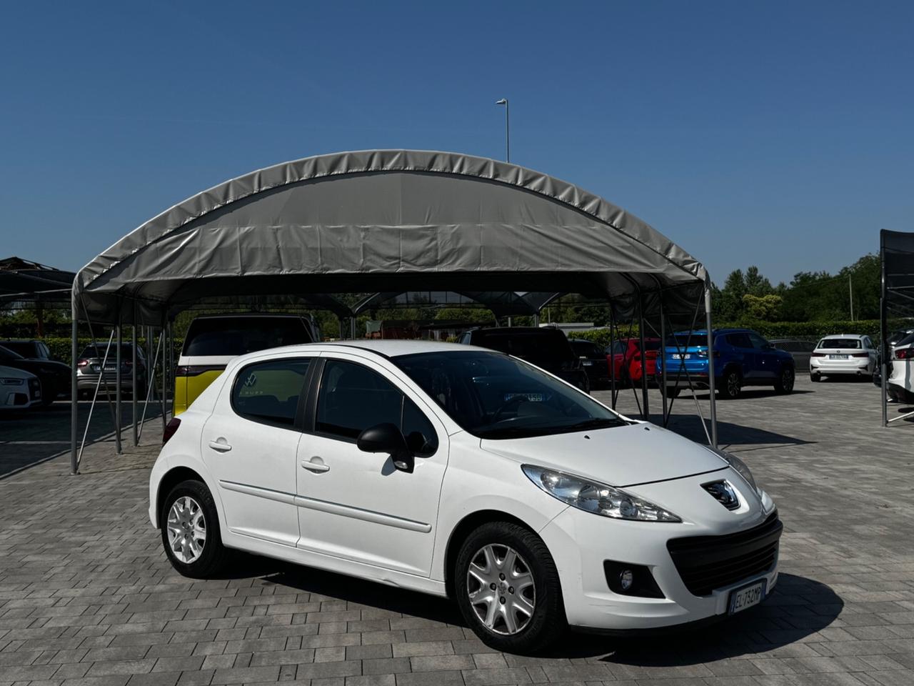 Peugeot 207 1.4 8V 75CV 5p. Access ECO GPL
