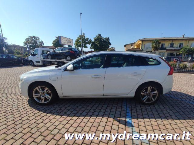 VOLVO V60 D6 AWD Geartronic Plug-In Hybrid