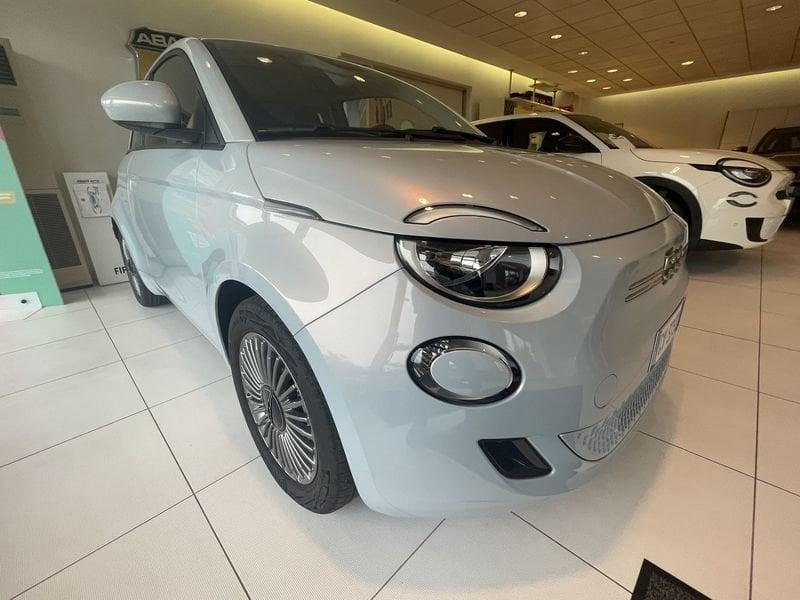 FIAT 500 Icon Berlina 23,65 kWh