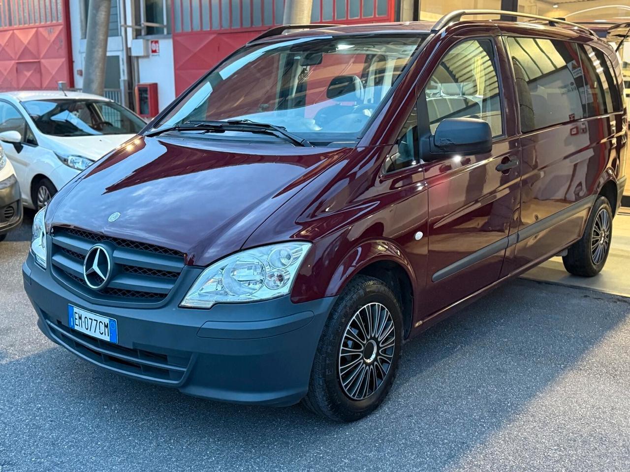 Mercedes Benz MIXTO 113 CDI CAMBIO AUTOMATICO AUTOCARRO 5 POSTI