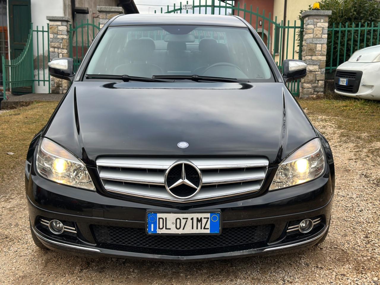 Mercedes-benz C 350 CDI AVANTGARDE FULLOPT KMCERT