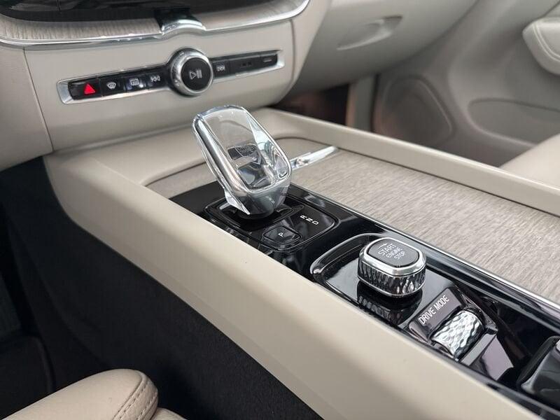 Volvo XC60 XC60 B4 (d) AWD Geartronic Inscription