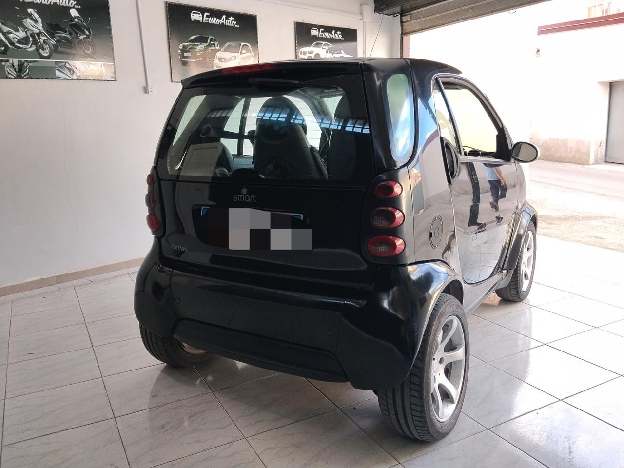 Smart ForTwo 700 automatica CON GARANZIA