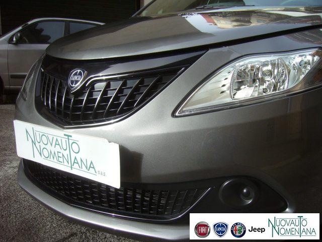 LANCIA Ypsilon 1.0 FireFly S&S Hybrid Silver Vettura Nuova