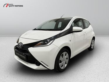 Toyota Aygo 5 Porte 1.0 VVT-i x-play