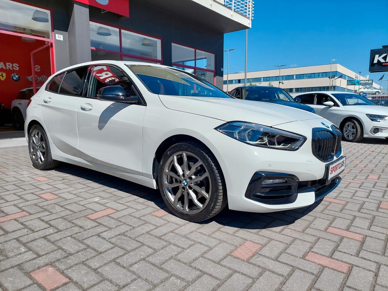 Bmw 118d SPORT PELLE/AUTOM/LED/NAVI PROF