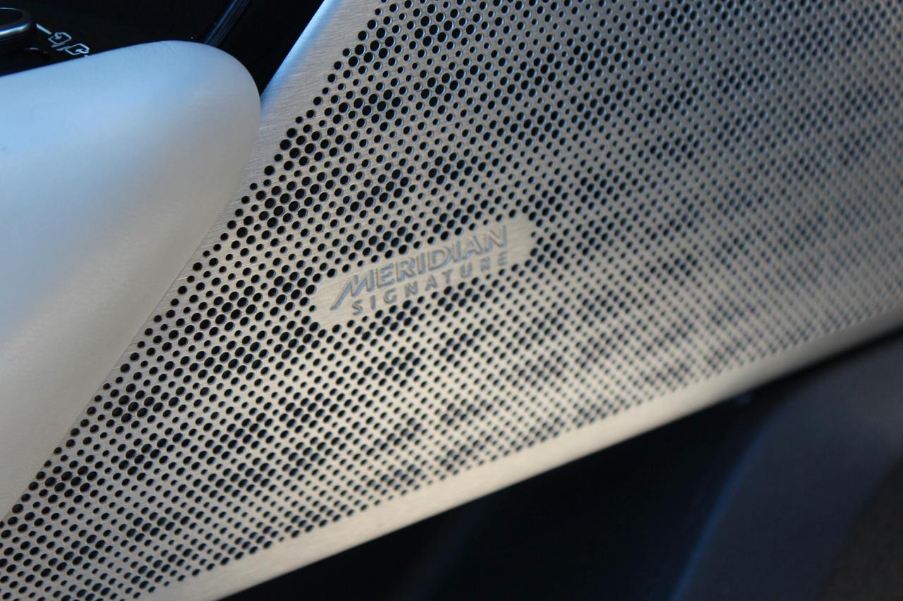 Land Rover Range Velar 2.0D I4 240 CV R-Dynamic HSE