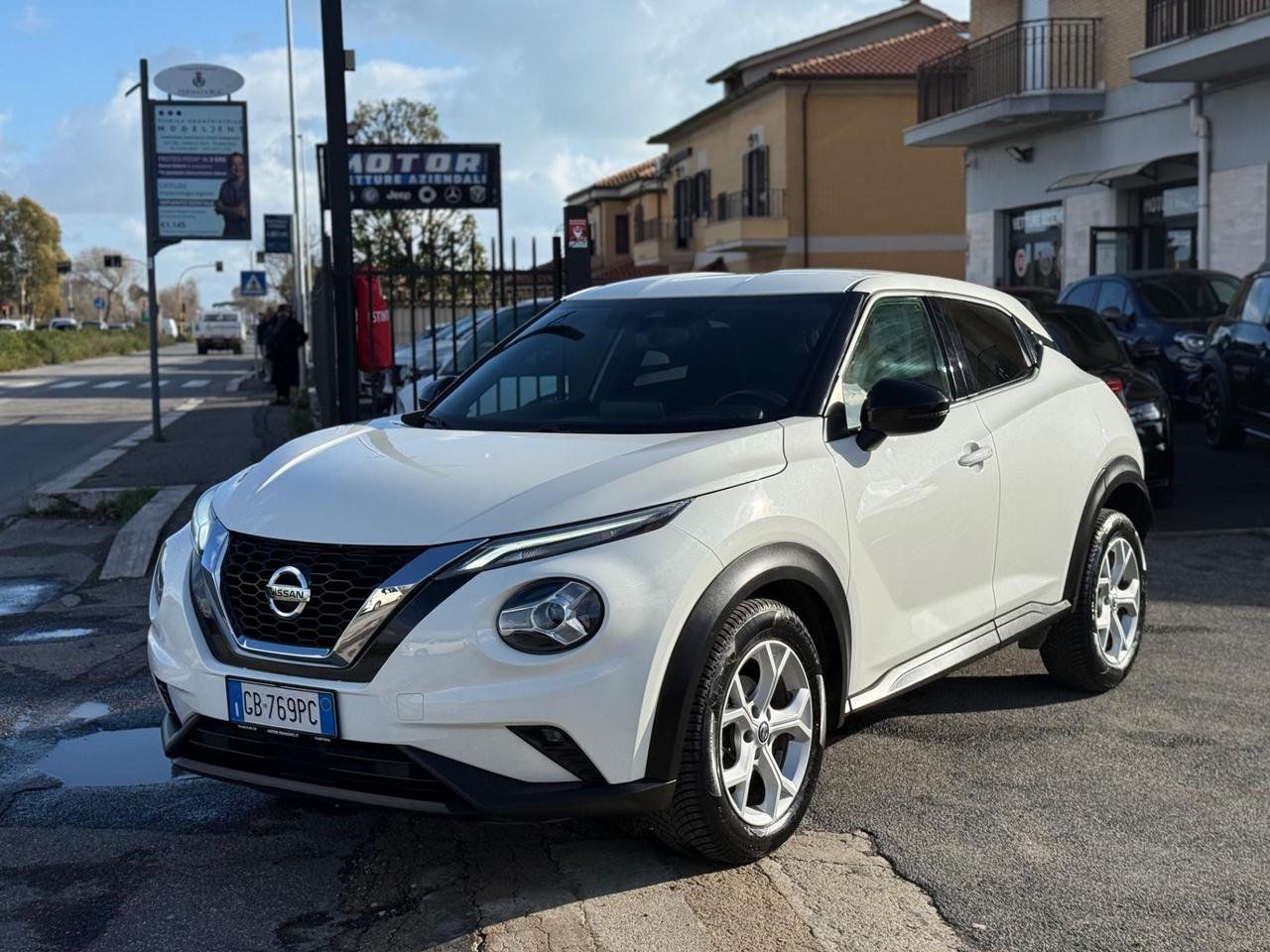 Nissan Juke 1.0 DIG-T 117cv N-Connecta