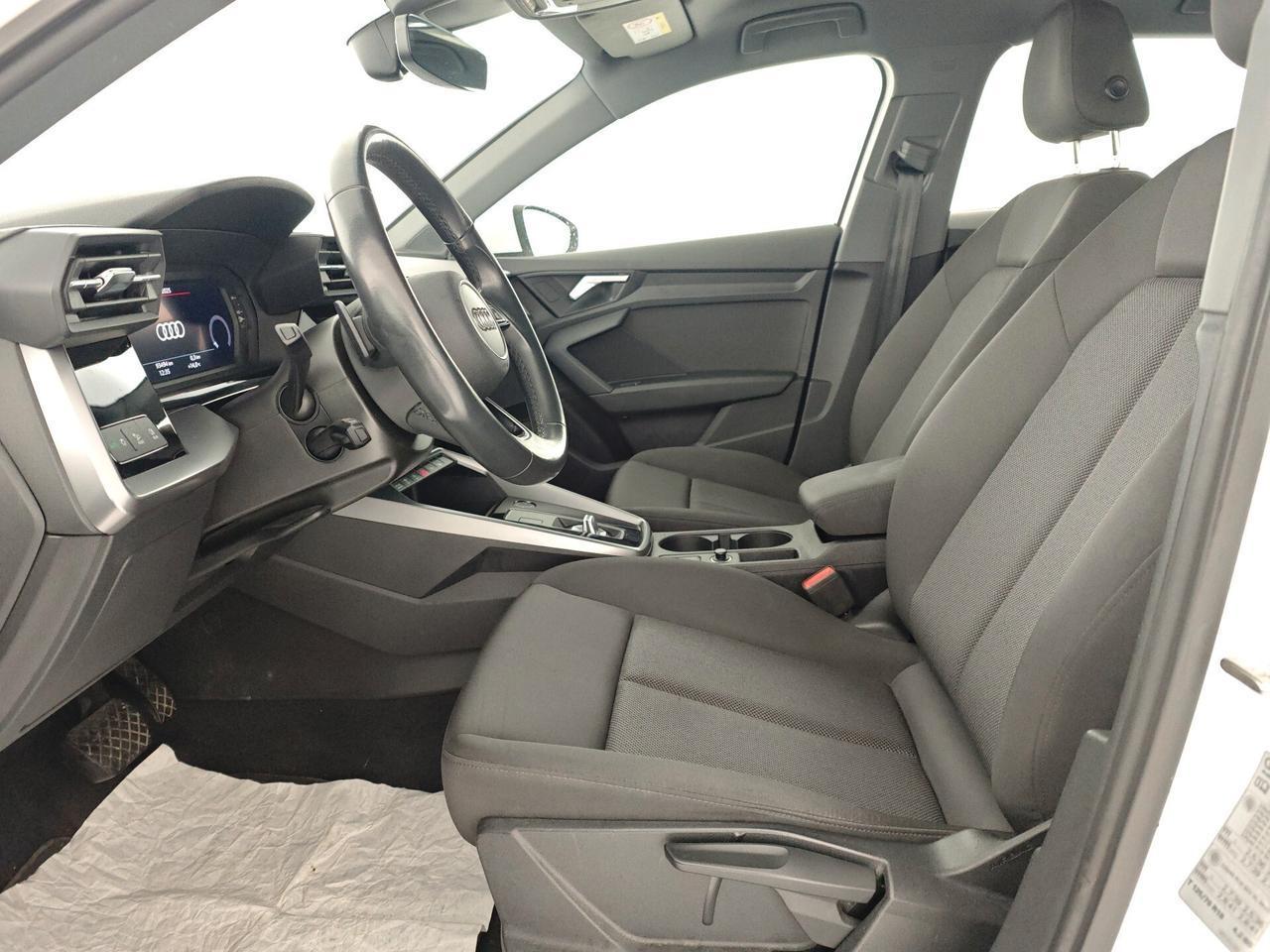 Audi A3 Sedan 35 TDI S tronic line edition