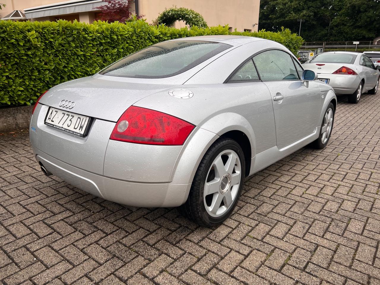 Audi TT Coupé 1.8