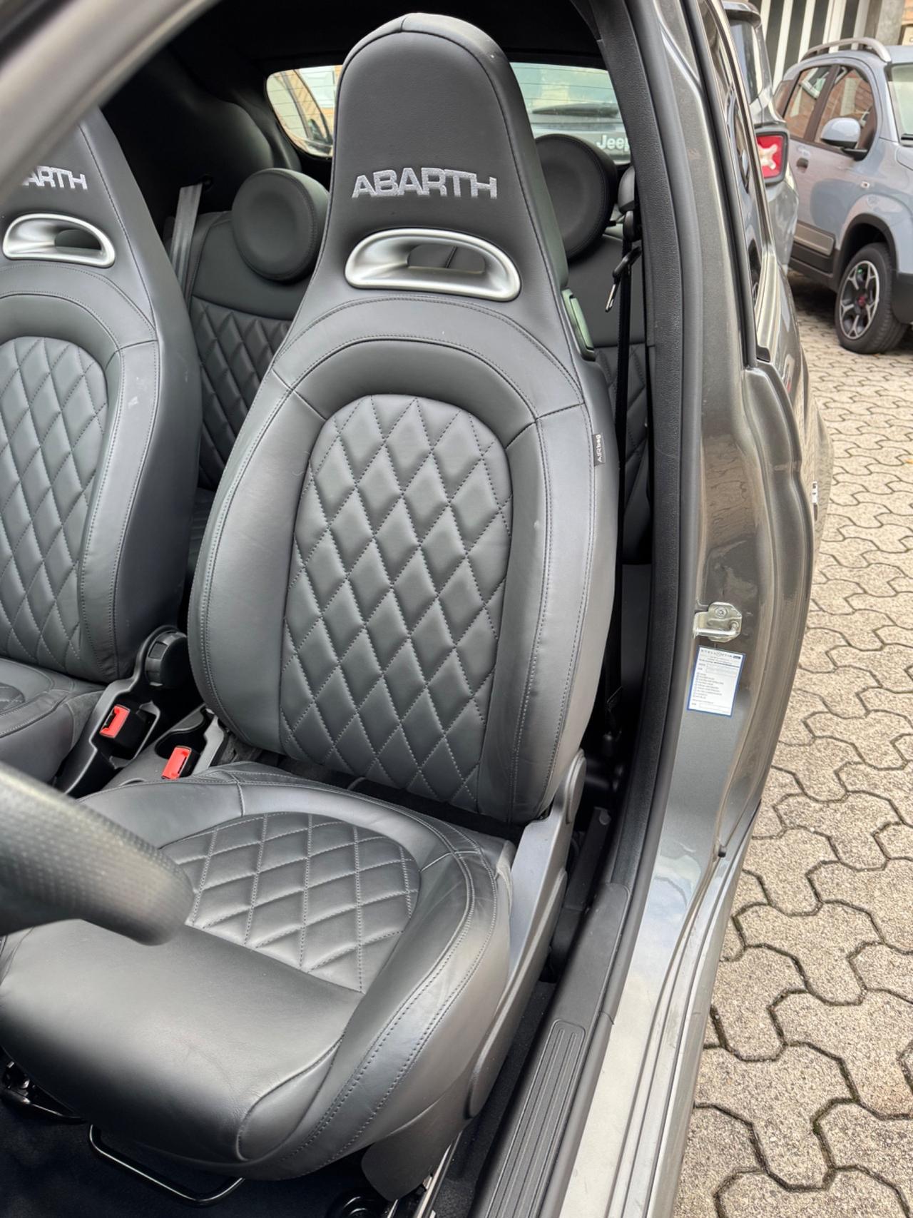 Abarth 595 C 1.4 Turbo T-Jet 165 CV