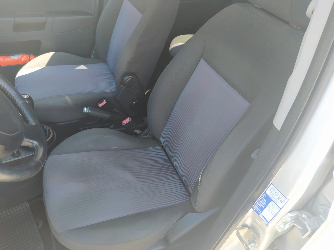 Ford Fusion 1.4 TDCi 5p. Neopatentati