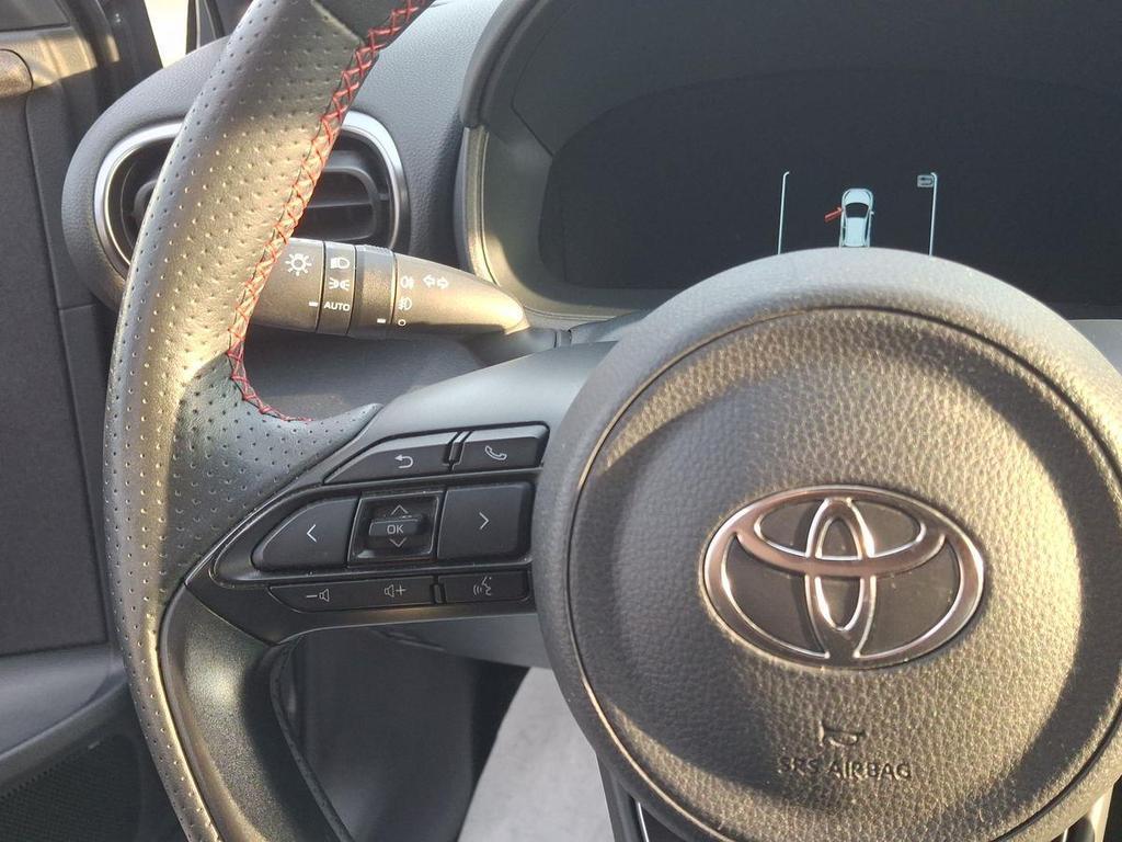Toyota Yaris 1.5h 130 GR Sport