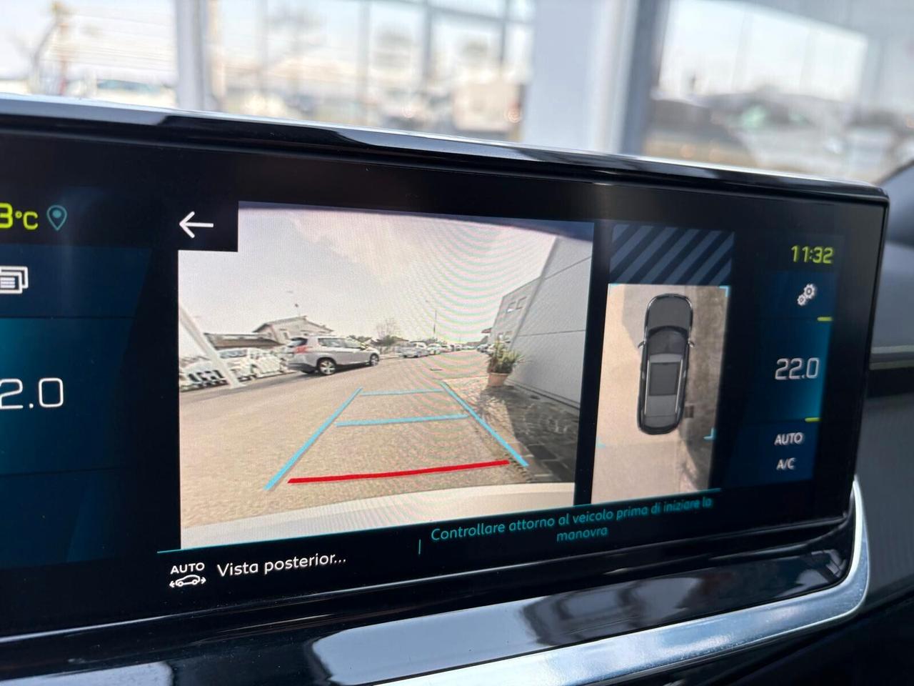 Peugeot 2008 GT motore elettrico 136 CV SPOTICAR