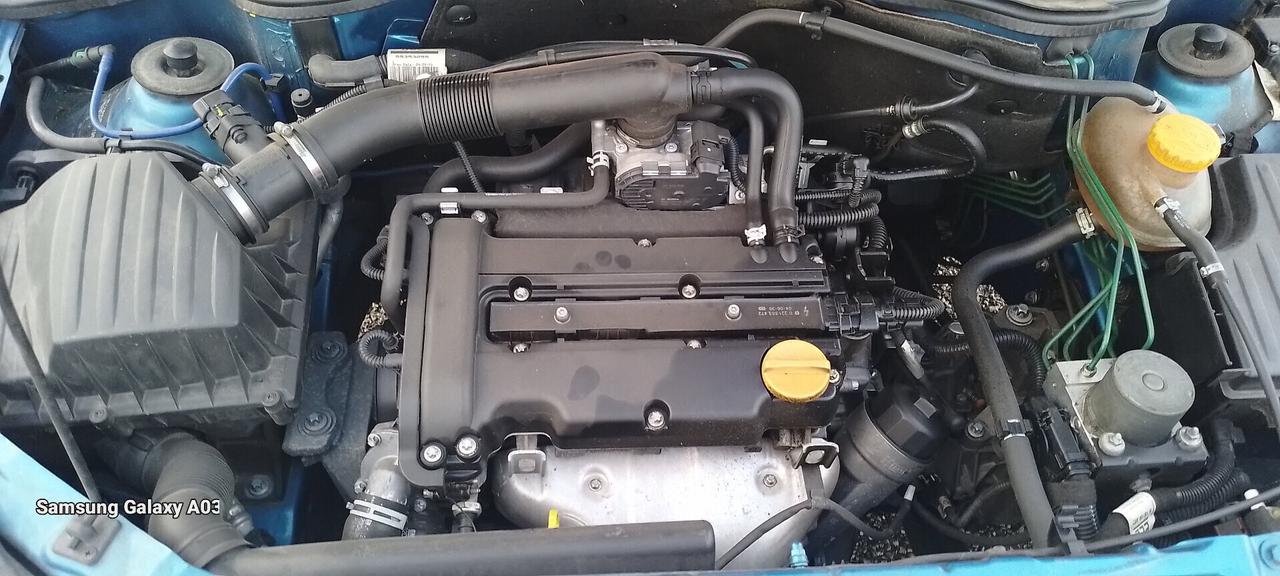 Opel Tigra TwinTop 1.4 16V First Edition