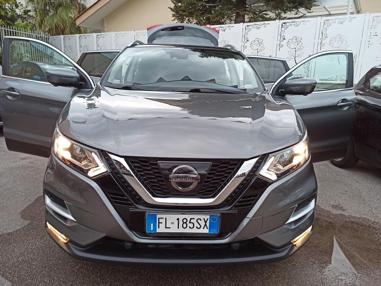 Nissan Qashqai 1.5 dCi 110 cv N-Connecta Tetto Panoramico