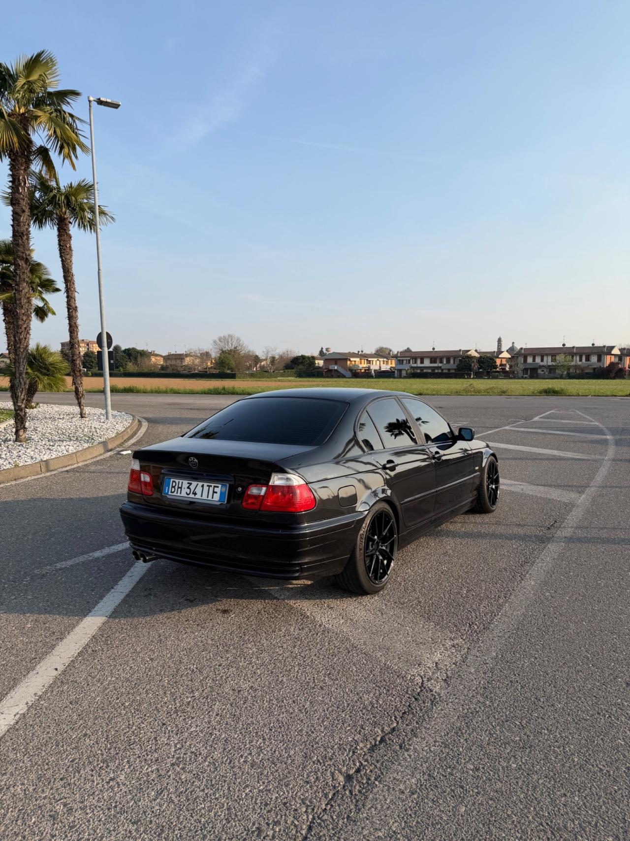 Bmw 323 323i cat 4 porte