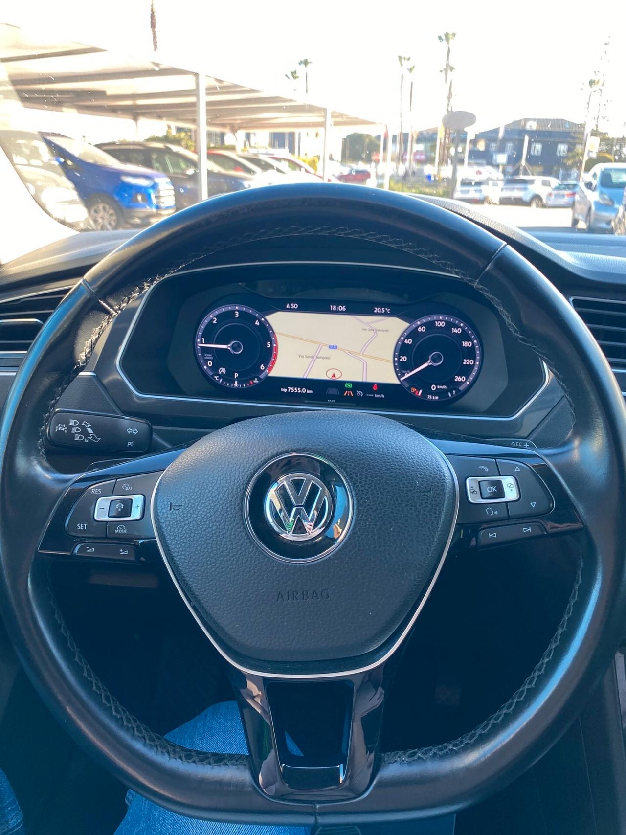 Volkswagen Tiguan 2.0 TDI SCR DSG Business BlueMotion Technology