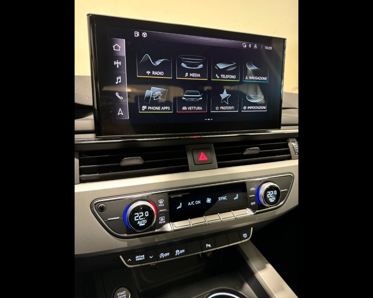 AUDI A4 AVANT 30 TDI MHEV S-TRONIC BUSINESS