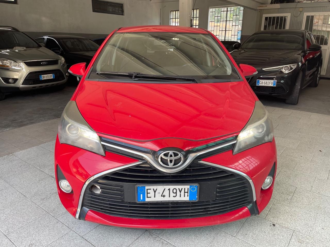 Toyota Yaris 1.4 D-4D 5 porte Lounge