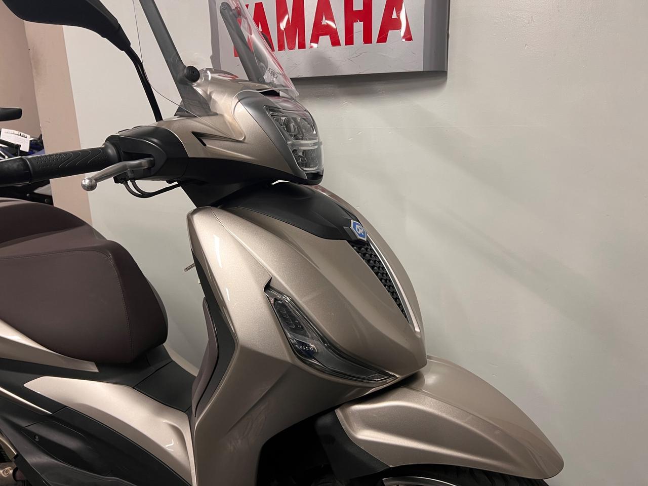 Piaggio Beverly 400 HPE