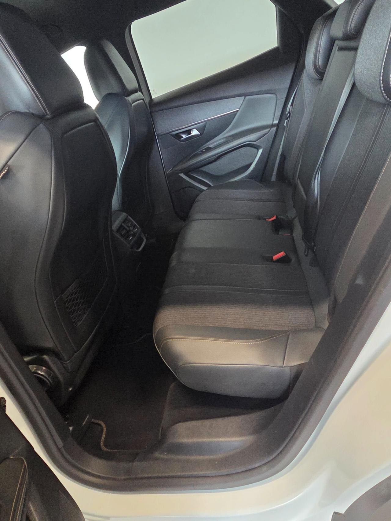 Peugeot 3008 BlueHDi 130 S&S GT