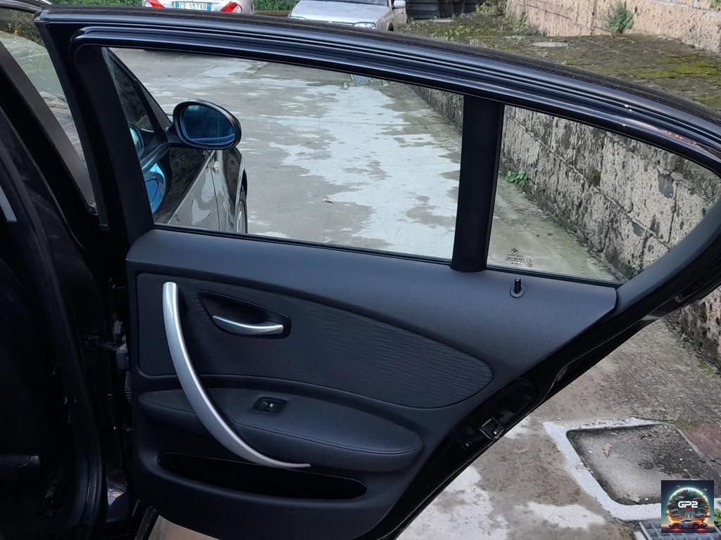 BMW Serie 1 120d 5 porte Futura DPF