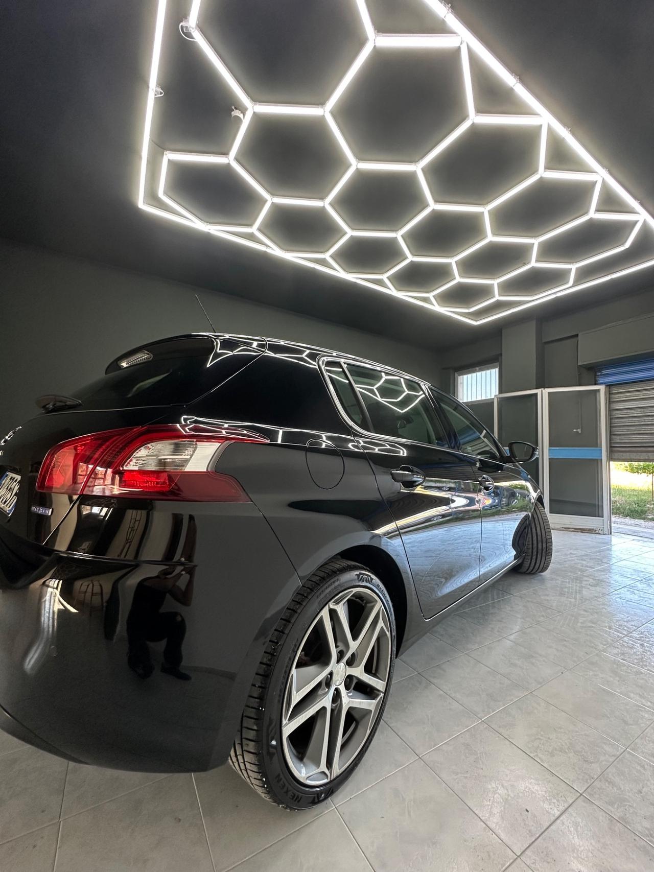 Peugeot 308 BlueHDi 150 S&S Allure