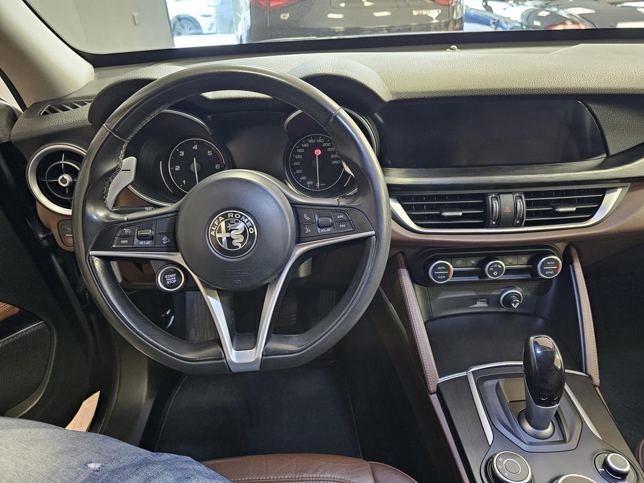Alfa Romeo Stelvio 2.9 Bi-Turbo V6 510 CV AT8 Quadrifoglio