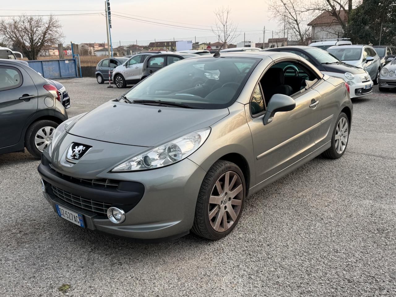 Peugeot 207 1.6 VTi 120CV CC Tecno